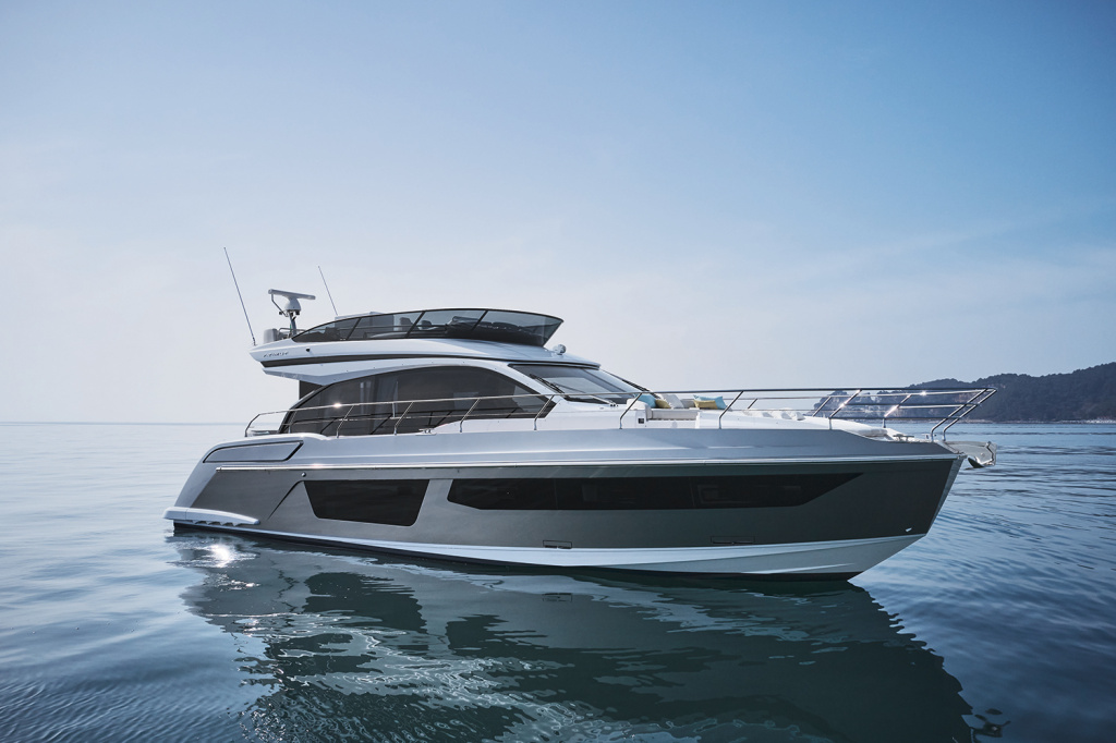 Azimut 53.jpg