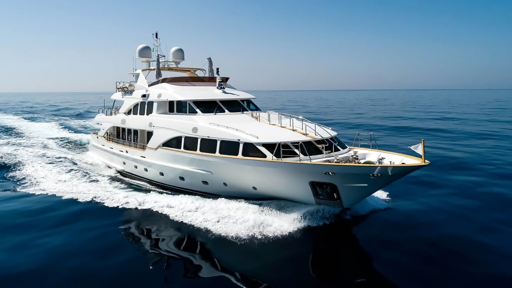 yacht-ahida-2-profile-03-60ba2b210584b_v_default_extra_big.jpeg