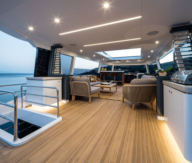 SYT_240188-l.jpg SYT_240188-l.jpg