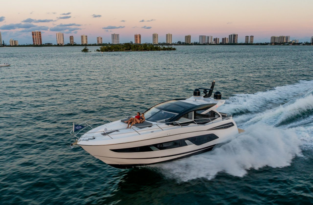 Sunseeker 55 Predator Evo.jpg Sunseeker 55 Predator Evo.jpg