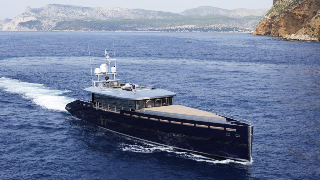 Blade yacht.jpg Blade yacht.jpg