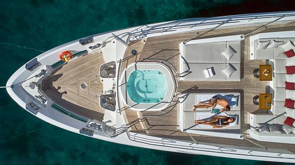 HAPPY ME yacht