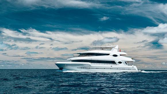 ALICE yacht