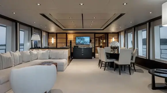GLADIATOR yacht