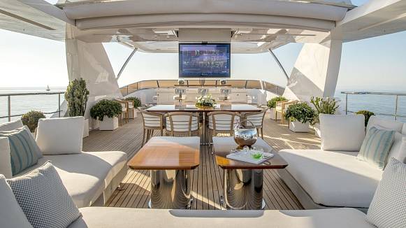 NELA yacht