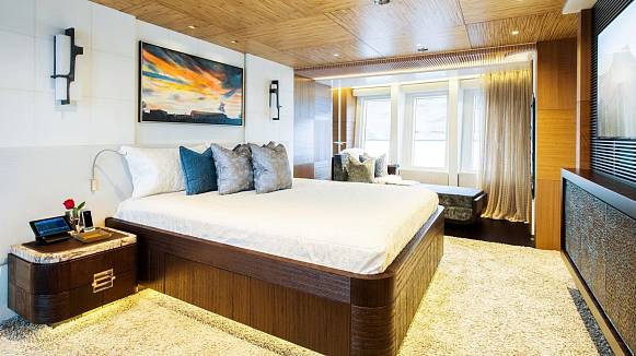 RUYA yacht