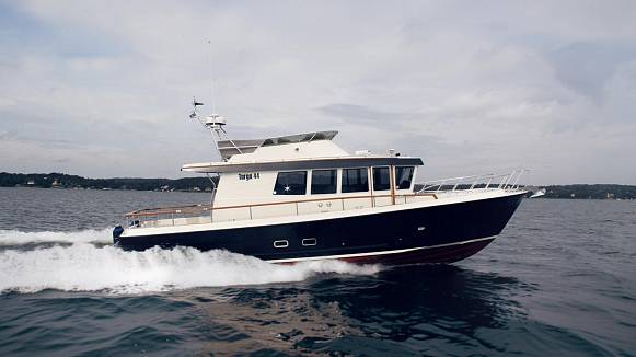 Яхта TARGA 44