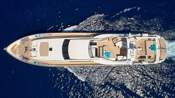 CELIA yacht