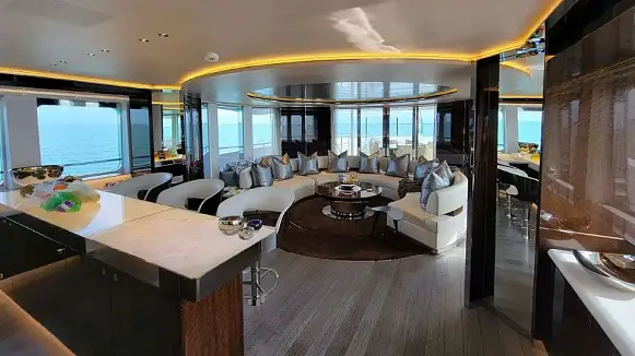 KNIGHT yacht