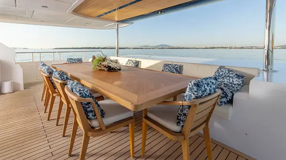 TRUE SENSE yacht