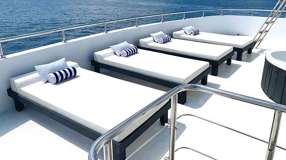 SAFIRA yacht