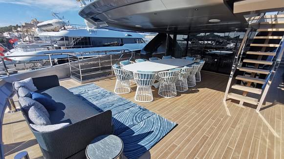 Pandion Pearl yacht