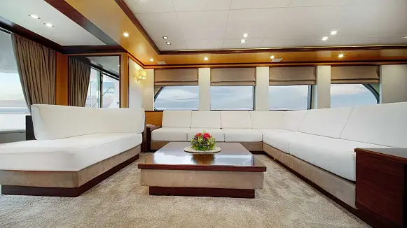 LARGO yacht