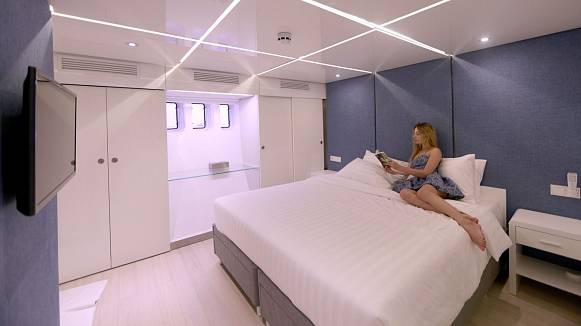 SEAREX yacht