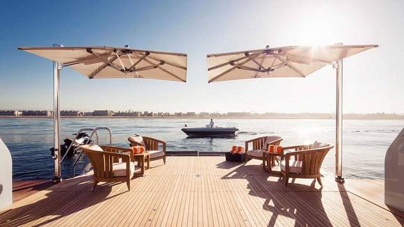 INVICTUS yacht