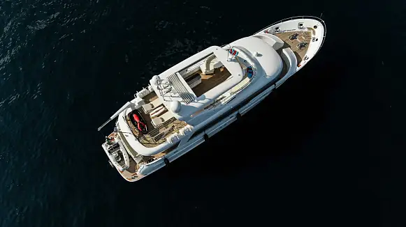LARGO yacht