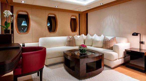 SUNRAYS yacht