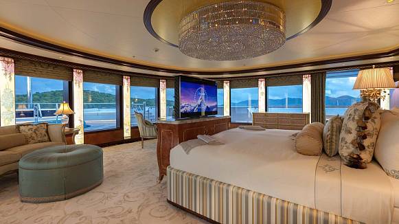 SOLANDGE yacht
