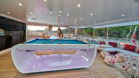 HAPPY ME yacht