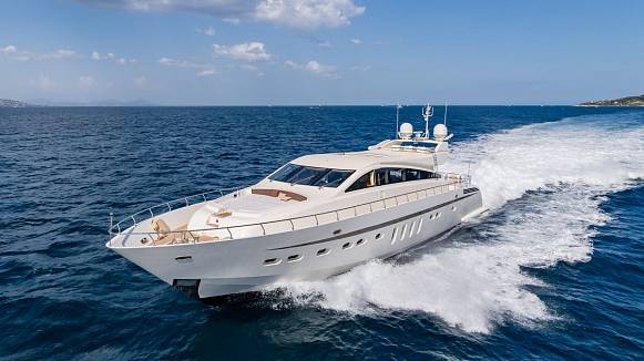 ECLAT yacht