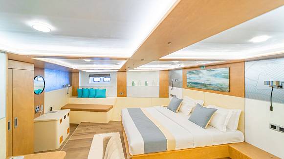ALICE yacht