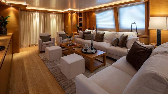 CELIA yacht