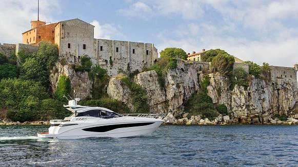 Яхта GALEON 445 HTS