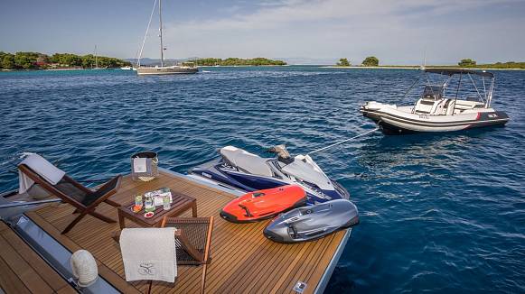 SEVENTH SENSE yacht