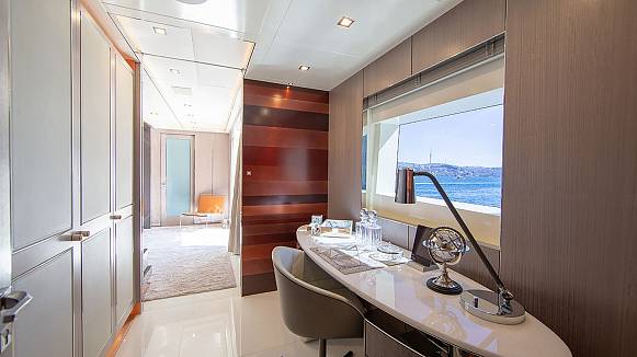STARBURST III yacht