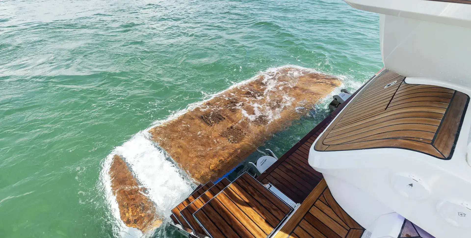 Яхта GALEON 450 HTC