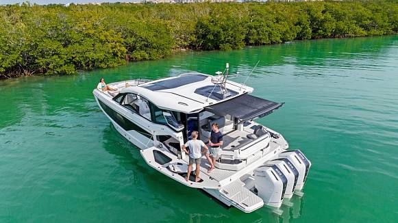 Яхта GALEON 435 GTO