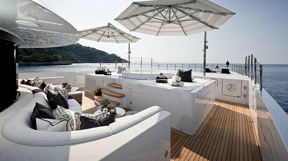 SOUNDWAVE yacht