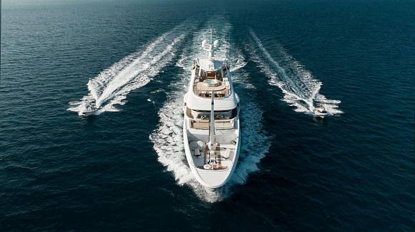DEEP BLUE yacht