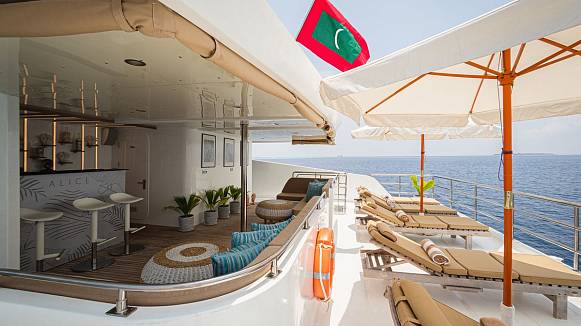 ALICE yacht
