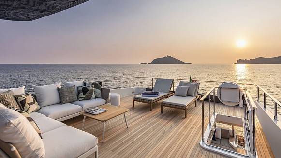 PIOLA yacht