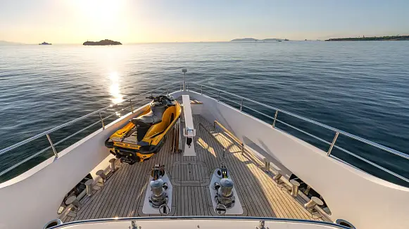 TRUE SENSE yacht