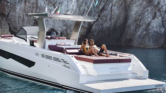 Яхта Fiart 43 Seawalker