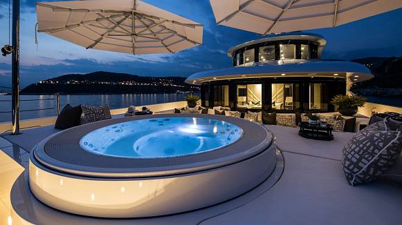 SOUNDWAVE yacht
