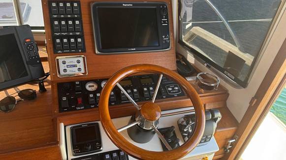 Яхта TARGA 44