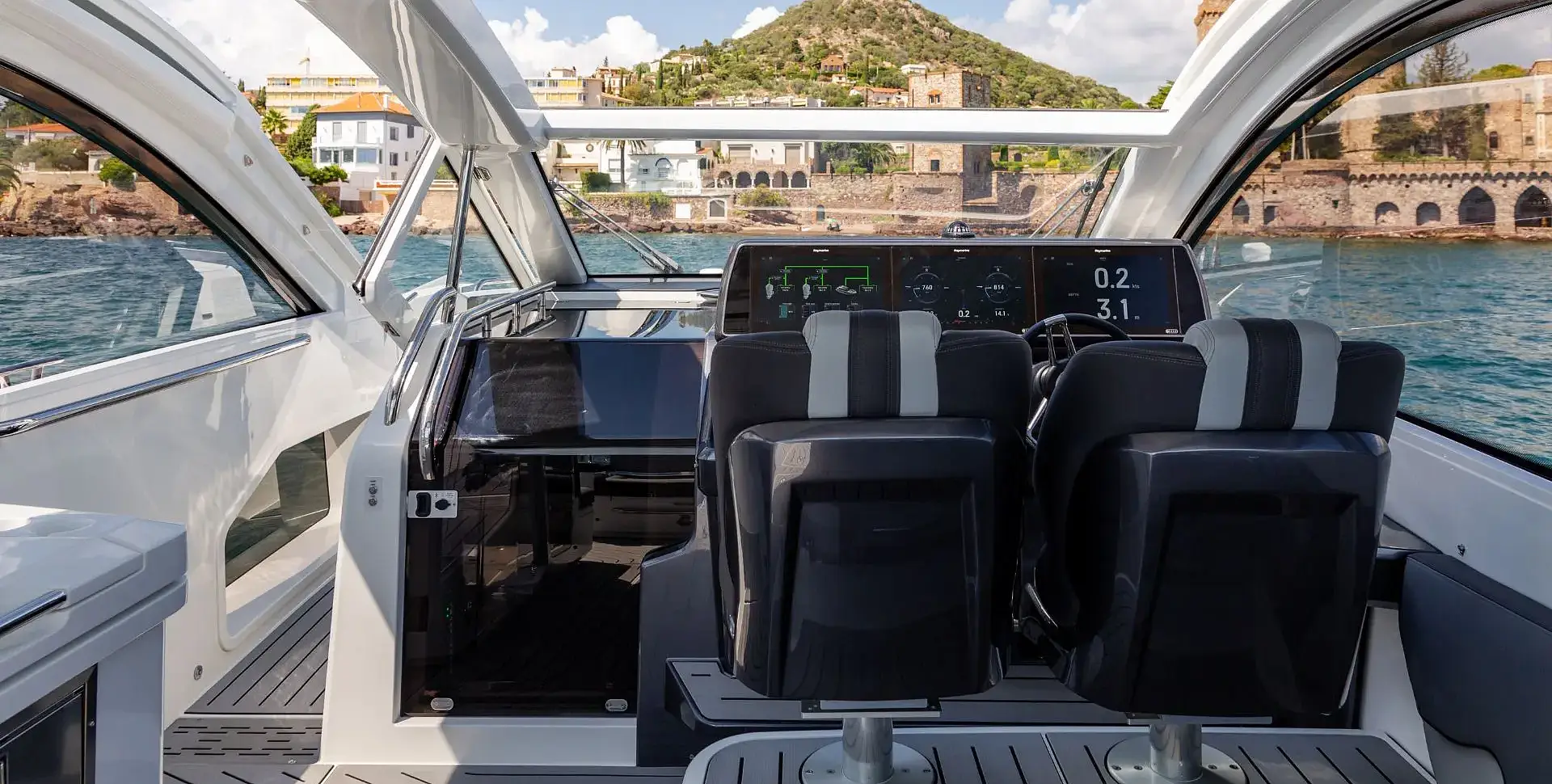 Яхта Galeon 375 GTO