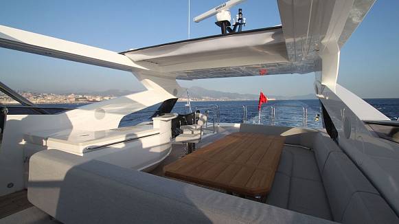 MR. K IRISTON yacht