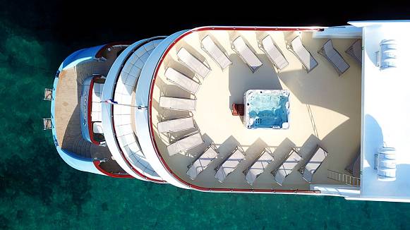 OHANA yacht