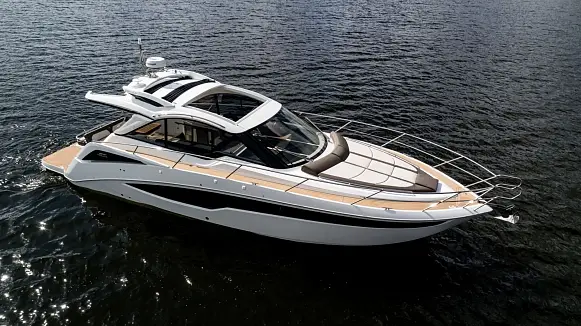 Яхта GALEON 405 HTS