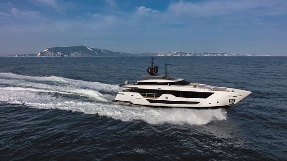 JAG'B yacht