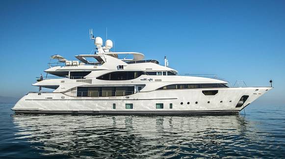NELA yacht
