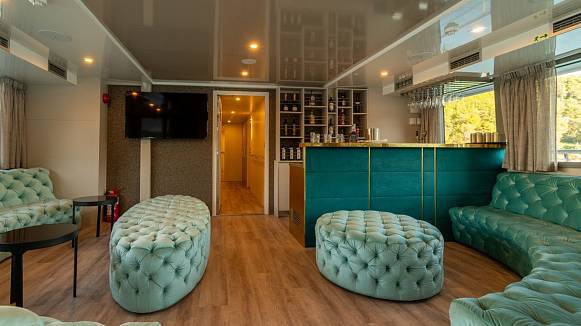 OHANA yacht