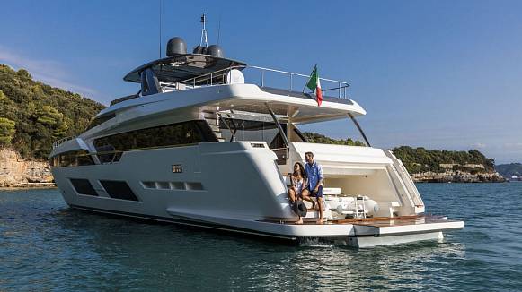PIOLA yacht