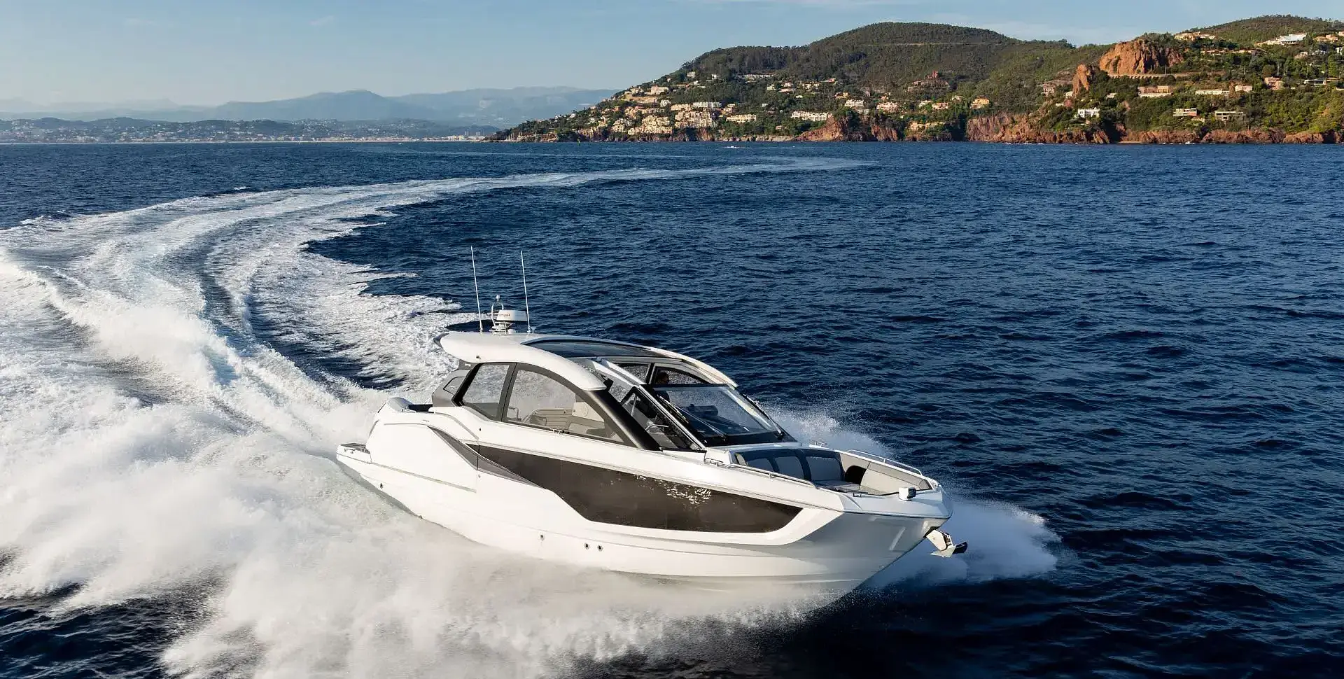 Яхта Galeon 375 GTO