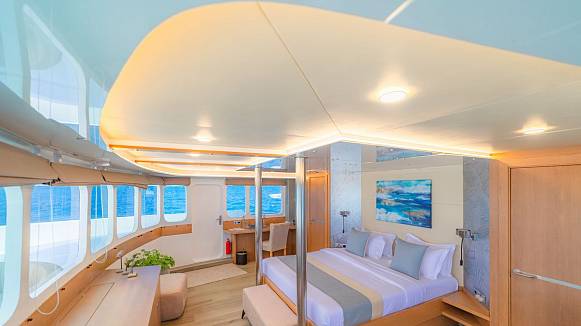 ALICE yacht