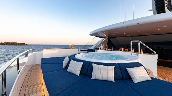 STARLUST yacht
